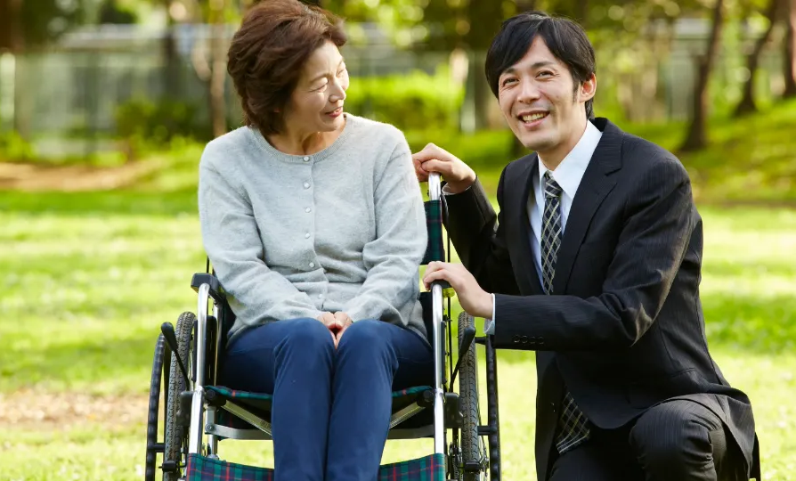 介護離職が急増：40代・50代の働き盛りが直面する“現実”とは