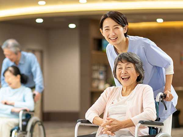 老人ホーム費用を徹底解説！後悔しない施設選びの秘訣