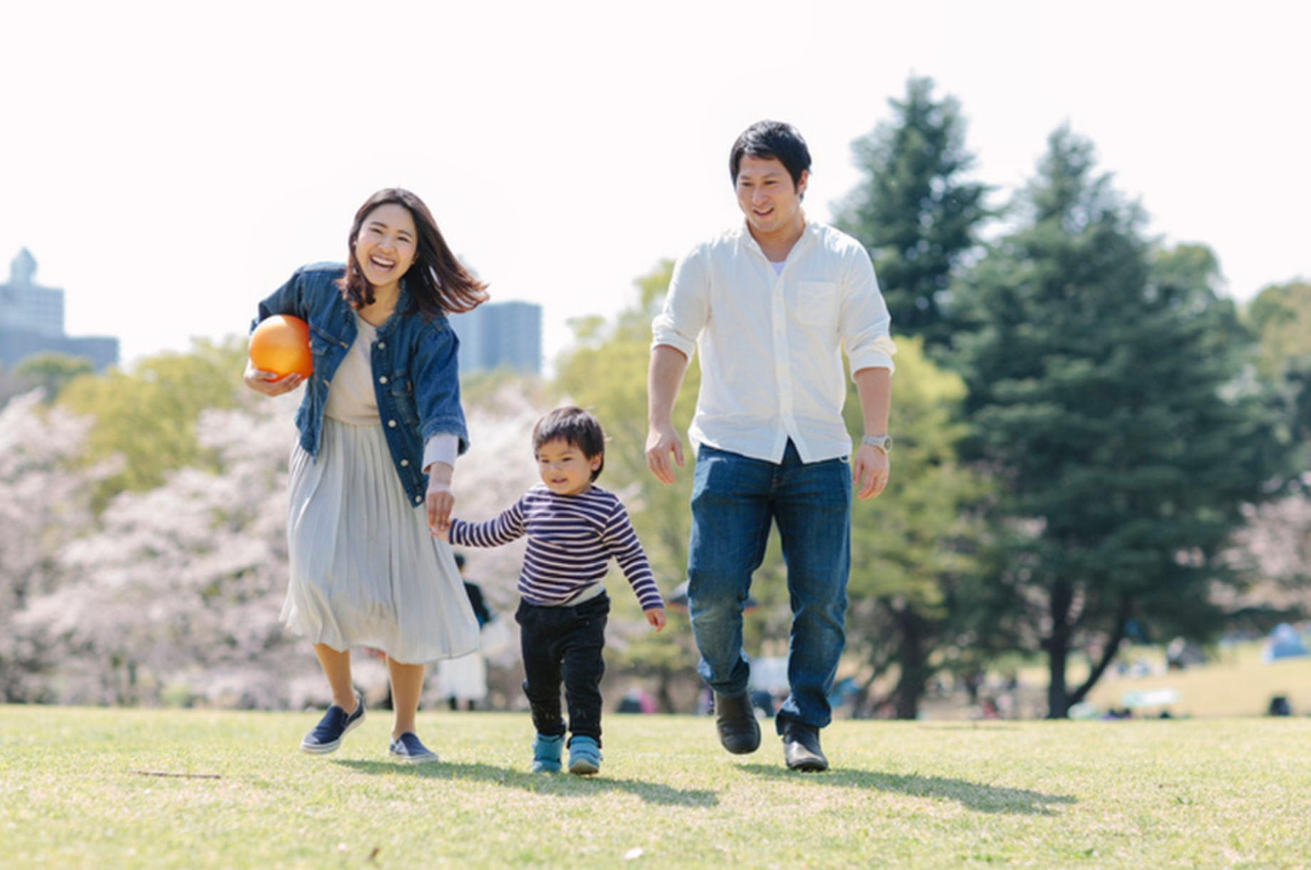 「仕事と育児、どっちも頑張りすぎて心が疲れる」共働き家庭に増える“親子の時間不足”のリアル